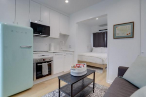Sojourn's Eastern Market Carriage House Sleeps 2